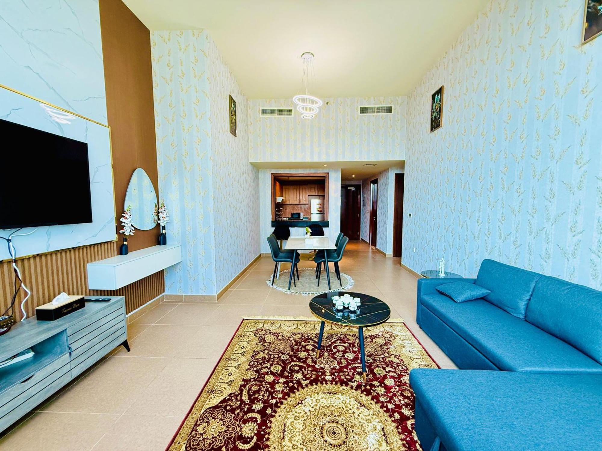 High Class 1Bhk Business Bay Marasi Drive Dubai Apartment *