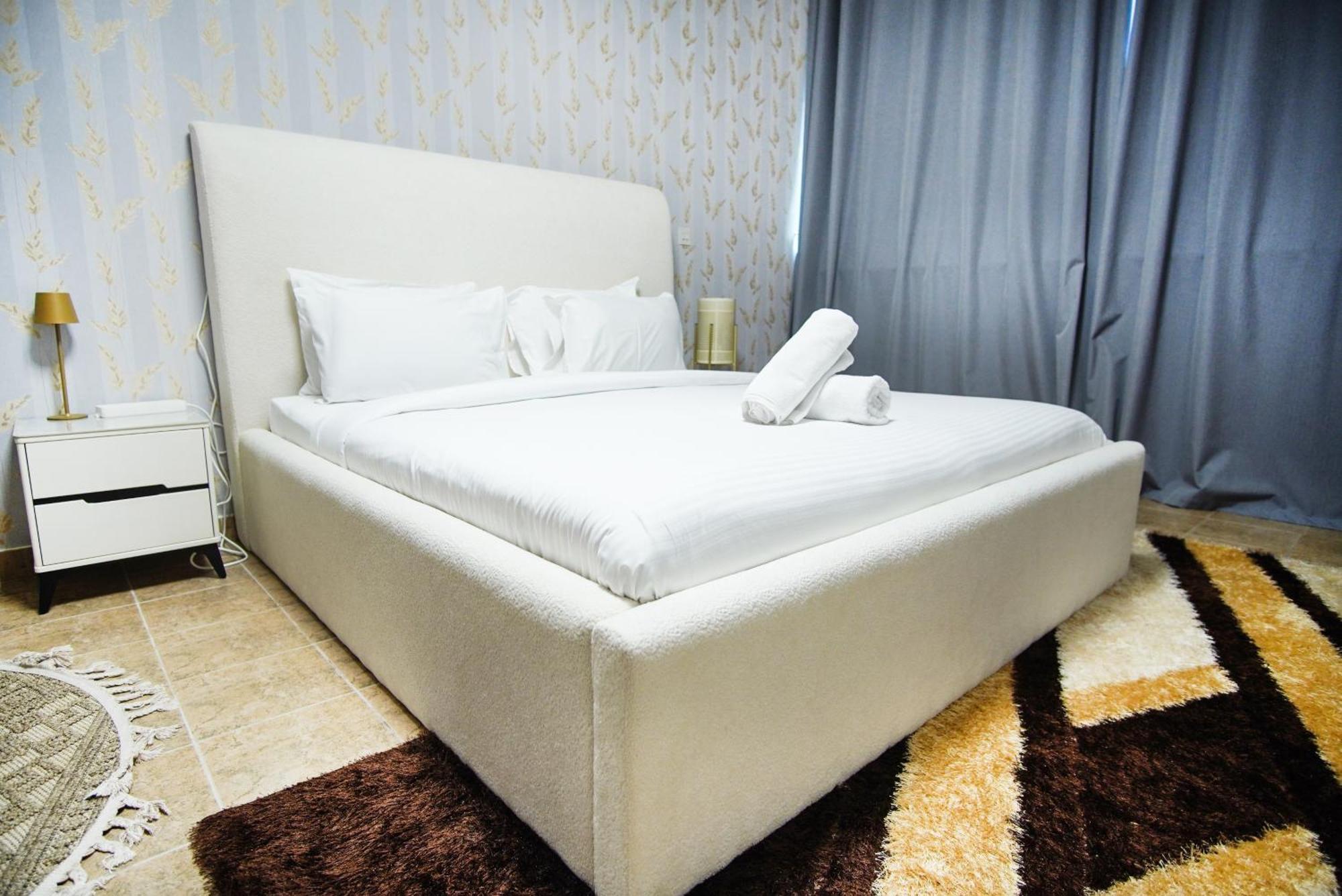 High Class 1Bhk Business Bay Marasi Drive Dubai *